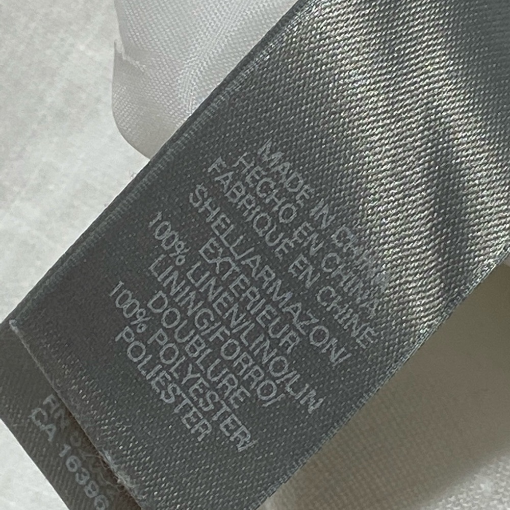 Liz Claiborne 100% white linen capri pants - Picture 3 of 4